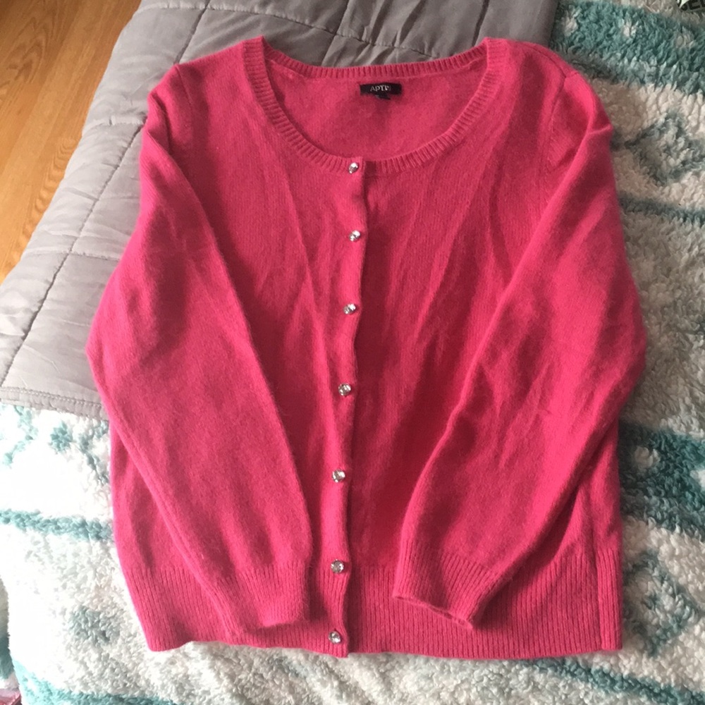Women’s cardigan